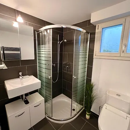 Apartment Auf 1600 Meter Hoehe - Naehe Lenzerheide *