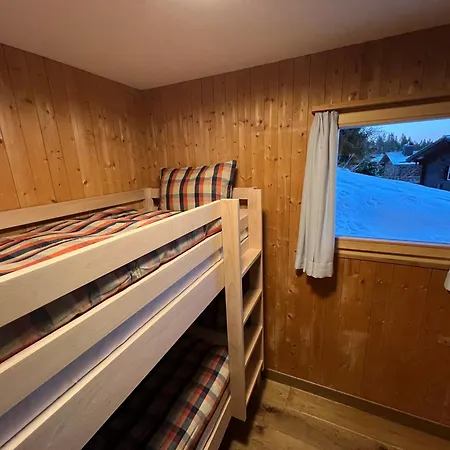 Auf 1600 Meter Hoehe - Naehe Lenzerheide Lejlighed Malix