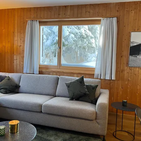 Auf 1600 Meter Hoehe - Naehe Lenzerheide Apartment